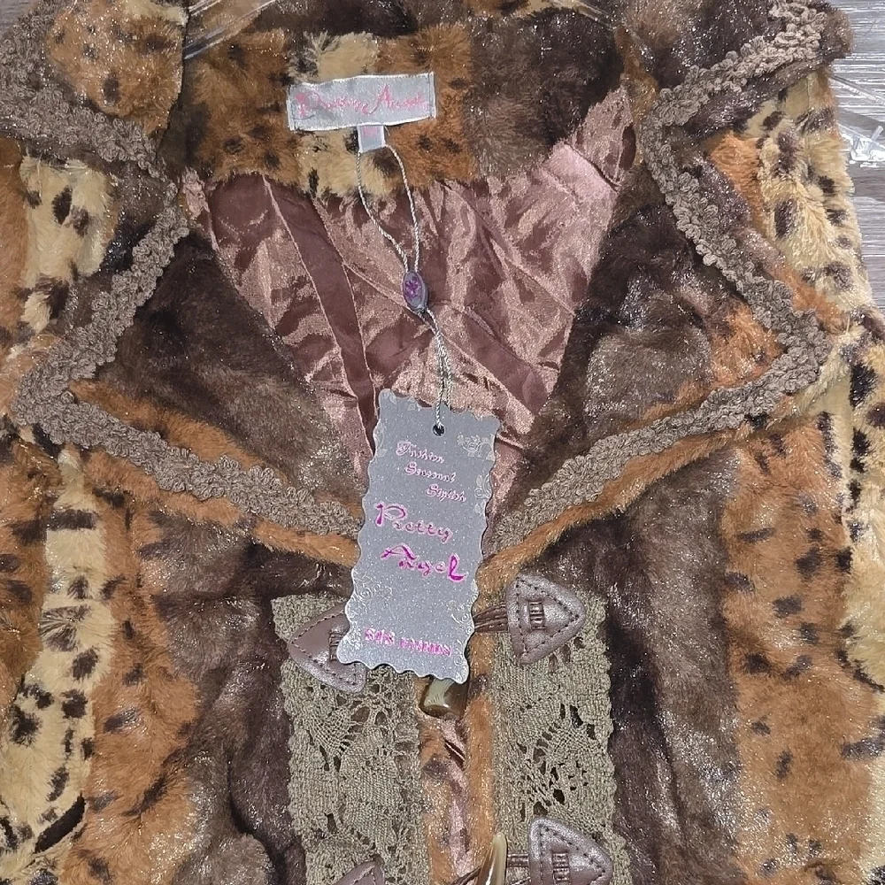 Pretty Angel Faux Fur Animal Print Vest - Picture 7 of 8